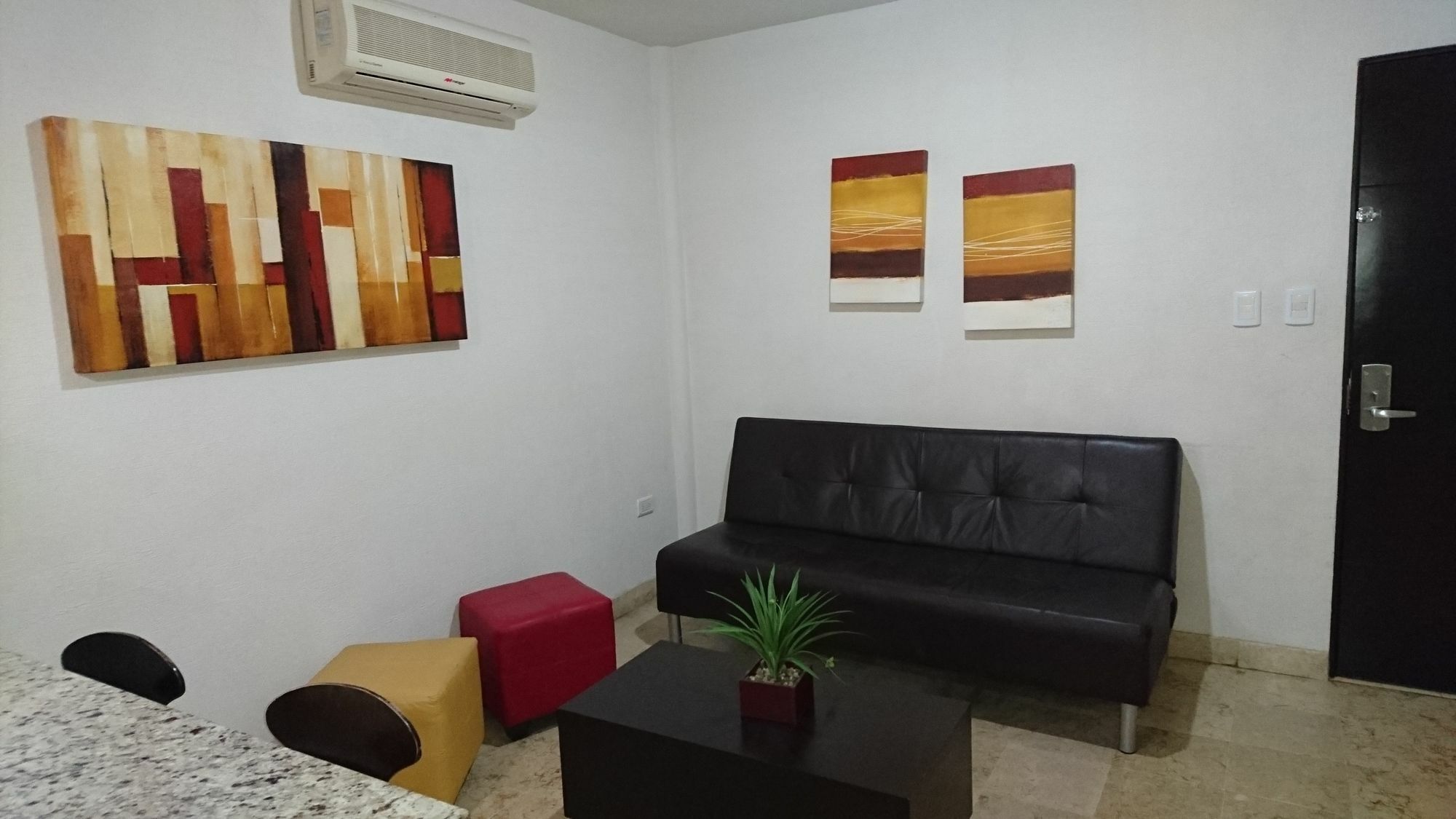 Homesuites Rotarismo 쿨리아칸 외부 사진